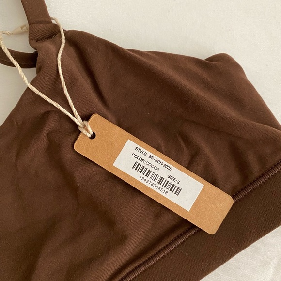 SKIMS Fits Everybody Bra in Cocoa XS - Picture 4 of 5
